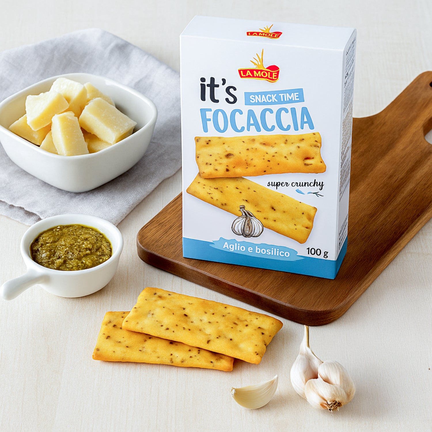 La Mole Focaccia Bread Crisps Basil & Garlic Crunchy Snack Oven Baked - 100g
