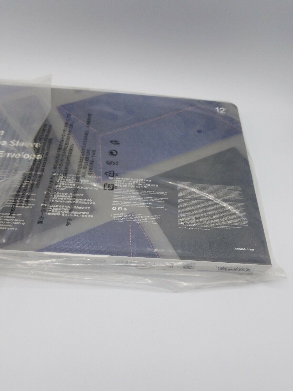 Official Incase Envelope Sleeve Cone Denim for Macbook 12" Black - INMB100518-BLK